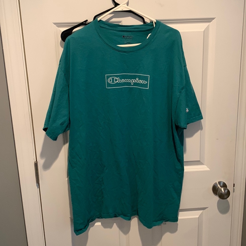 Mens Champion 2XL t shirt. Great condition